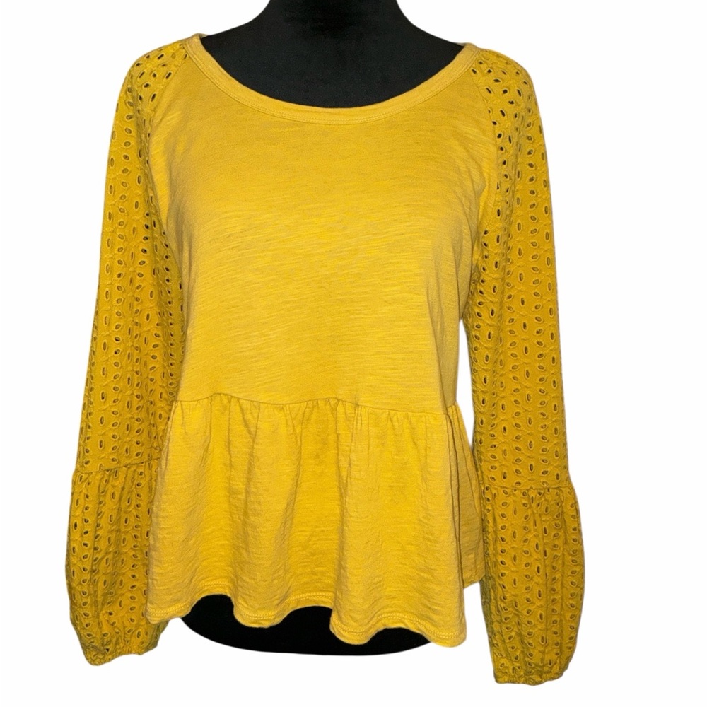 Time and Tru Mustard Eyelet Peplum Top, Size Medium